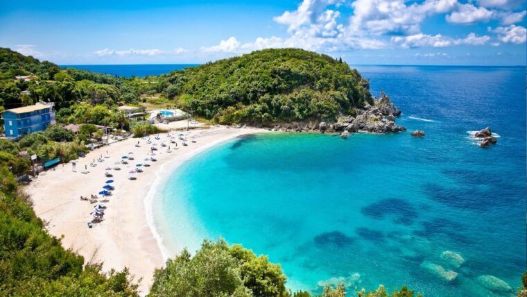 Grecja, Grecja wakacje, Grecja atrakcje, Grecja zwiedzanie, Grecja plaże, Grecja wyspy, Ateny, Akropol, Kreta, Santorini, Meteory, Morze Egejskie, Europa Południowa, podróże Grecja