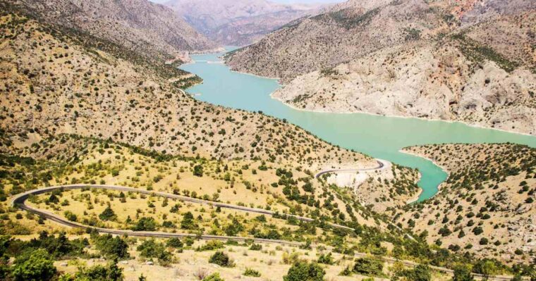 Karanlık Kanyon (Dark Canyon)